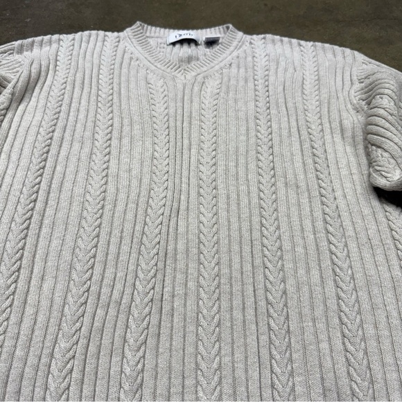 Vintage IZOD Men’s XL V-Neck Cable Knit Sweater Ivory Preppy Pullover Hong Kong - Picture 3 of 9